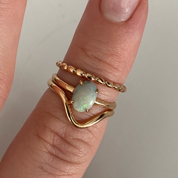 Australian Opal 18K Rose Gold Ring Set - Picture 2 of 3